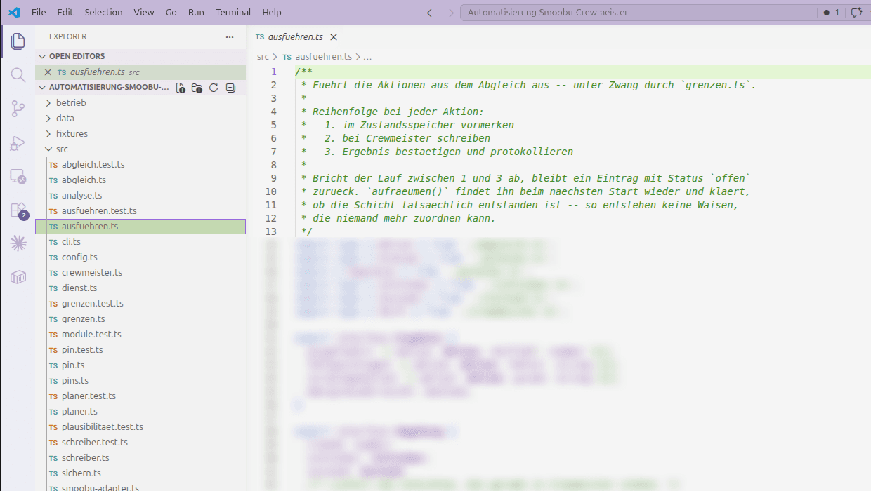 Projekt Smoobu und Crewmeister in Visual Studio Code, der Programmcode ist unkenntlich gemacht